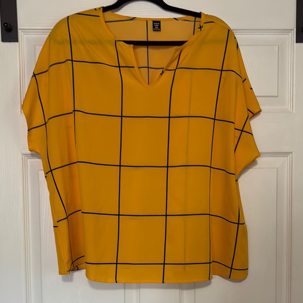 Shein Gold Sleeveless Relaxed Tunic